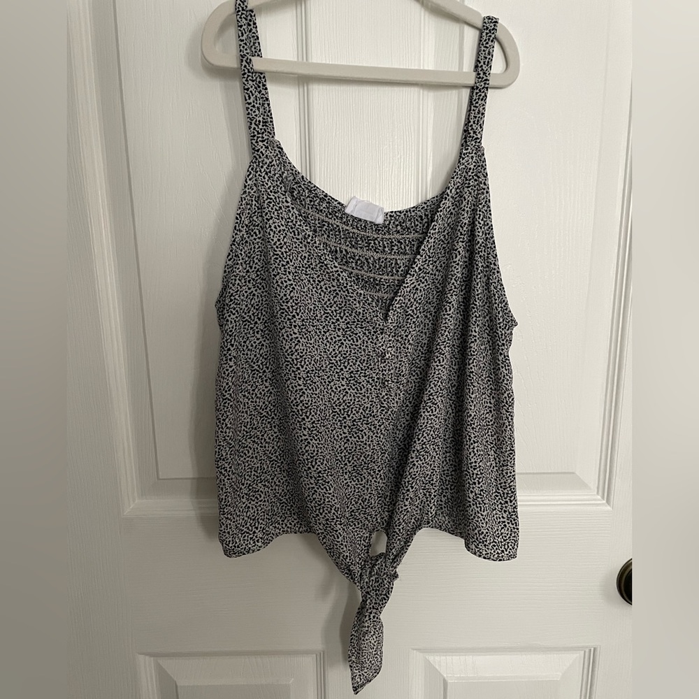 Sienna Sky button down blouse ruffled back size Large